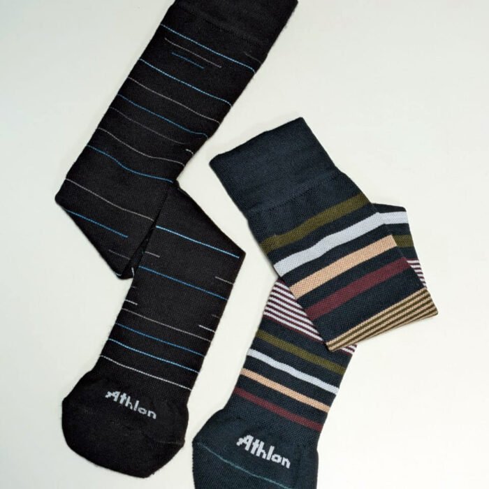 Media de Compresión a la Rodilla con Diseño de Franjas Multicolor en Bamboo Athlon (Ref. CMO214)